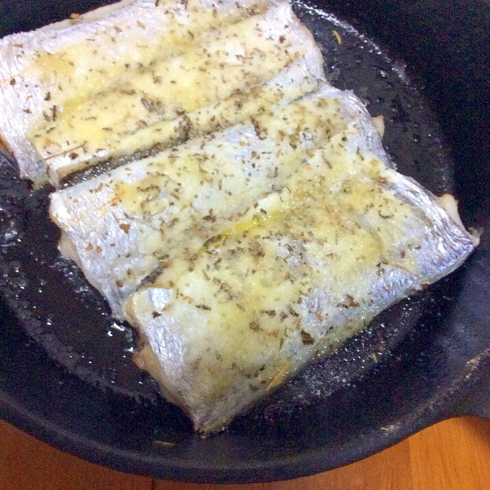 太刀魚マーガリンミックスハーブパン粉焼き